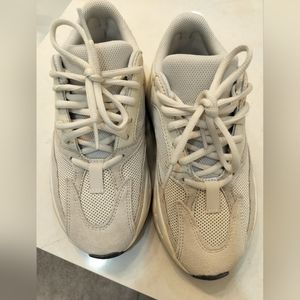 YEEZY BOOST 700 “Analog" AUTHENTIC